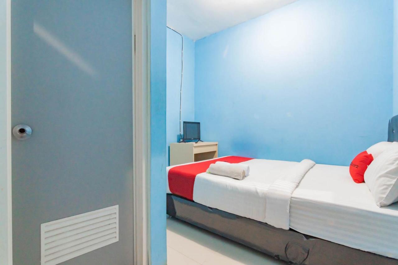 Reddoorz Syariah At Jl Pangeran Hidayatullah Cianjur Hotel Exterior photo